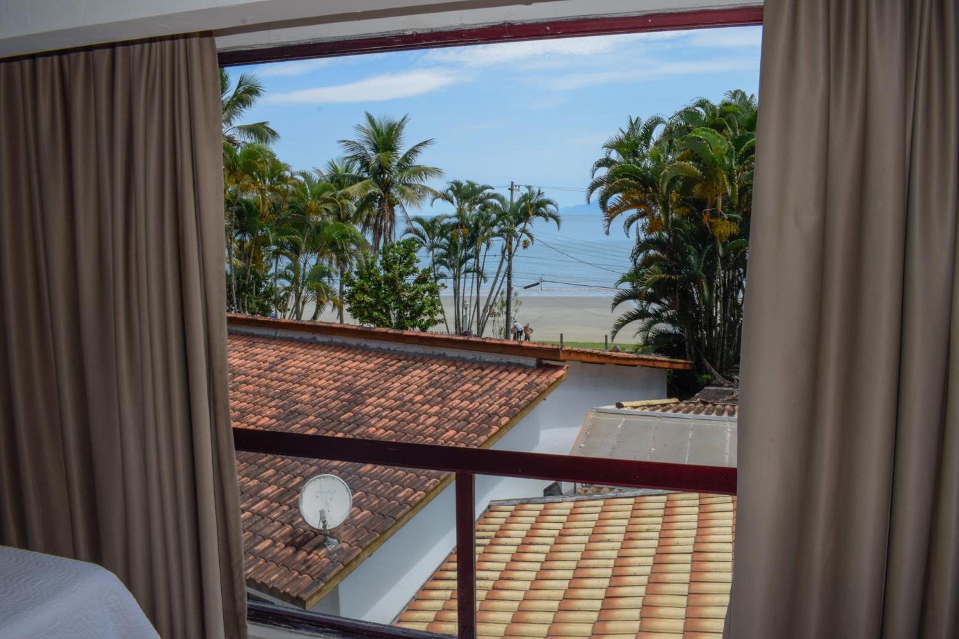 Pousada Aloha Ubatuba Hotel Exterior photo